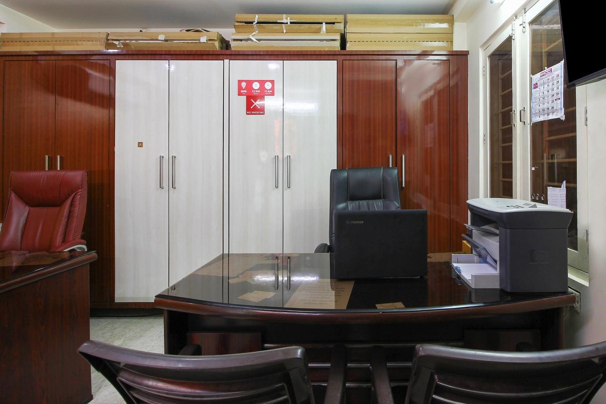 Отель Collection O Madhapur Kondapur  Экстерьер фото