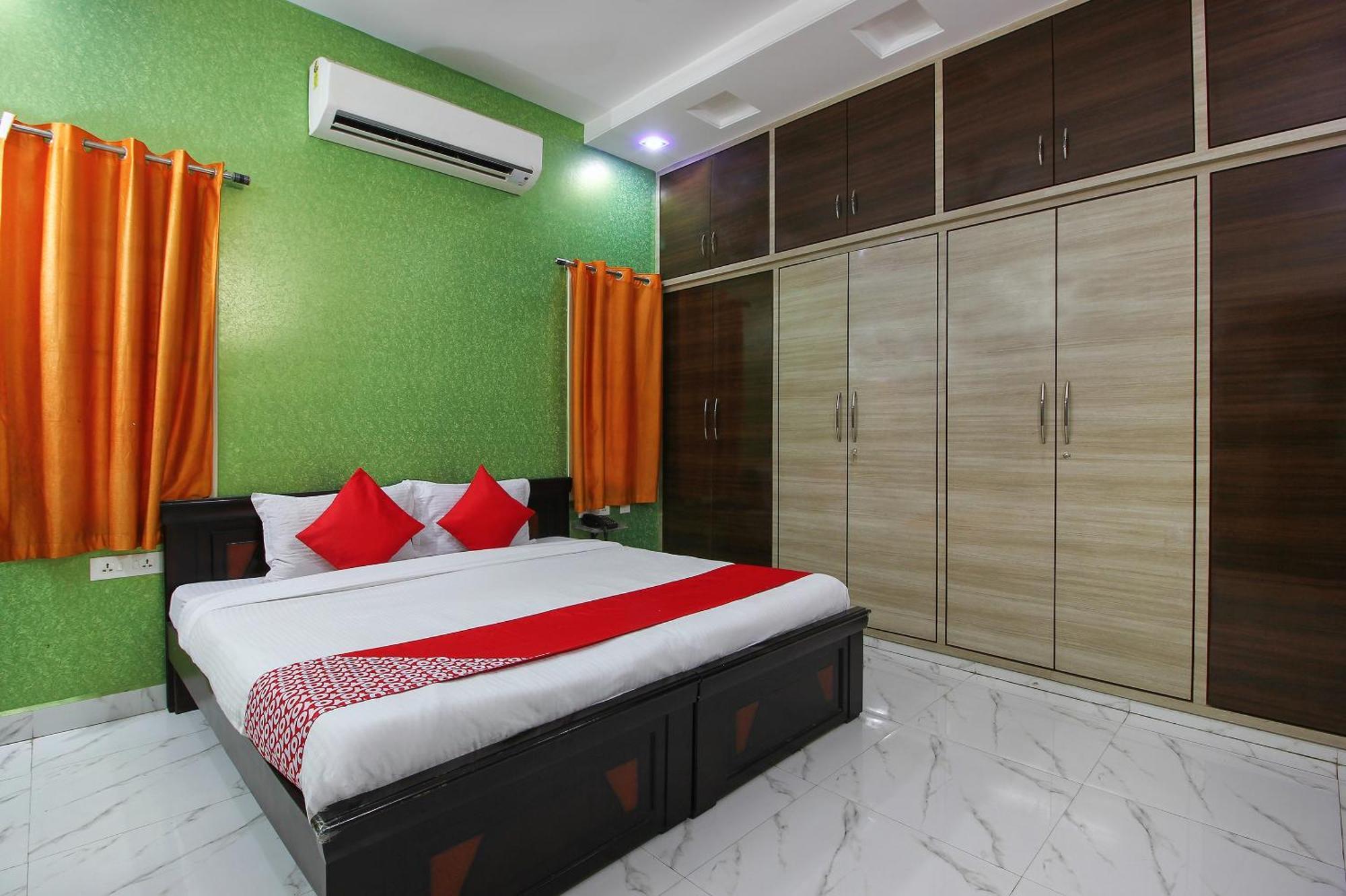 Отель Collection O Madhapur Kondapur  Экстерьер фото