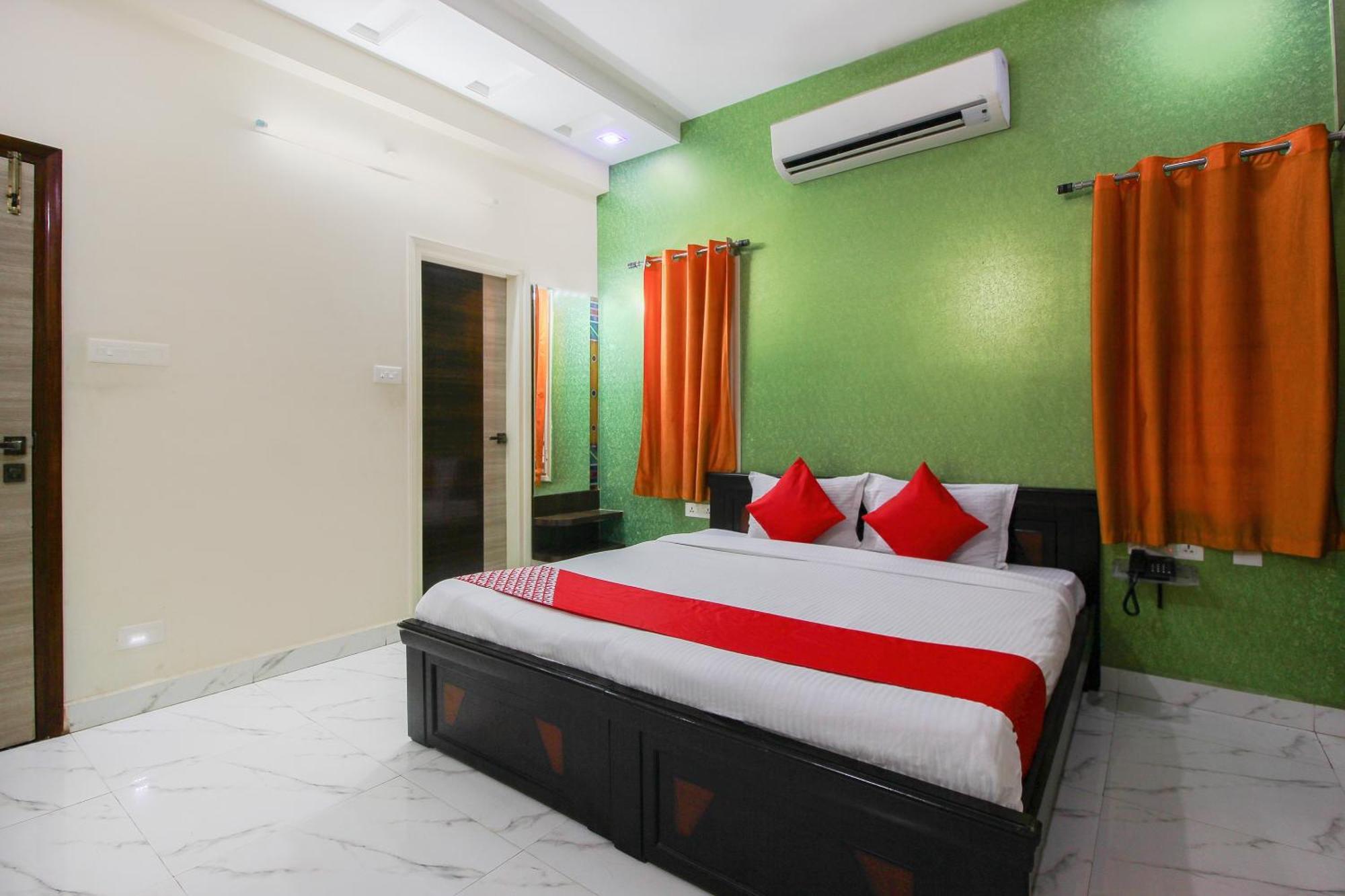 Отель Collection O Madhapur Kondapur  Экстерьер фото