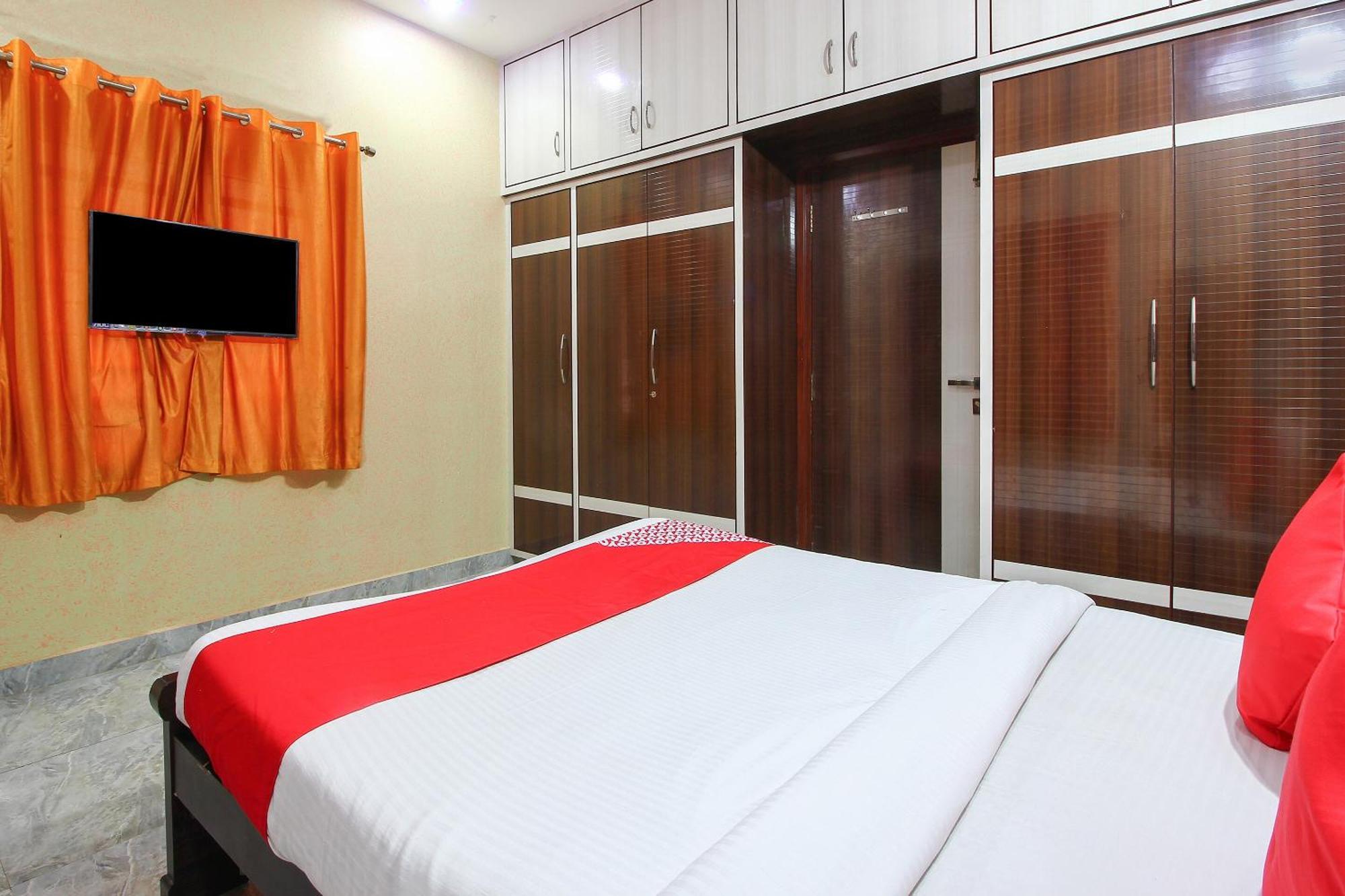 Отель Collection O Madhapur Kondapur  Экстерьер фото